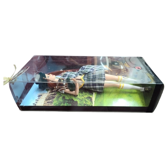 Dolls Of The World Collection Scotland Scottish Barbie Doll & Barbie Bagpipes - Picture 8 of 11